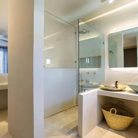 Villa Paros Sleeps 8 Pool Air Con Wifi T714112 Parikia (Paros)